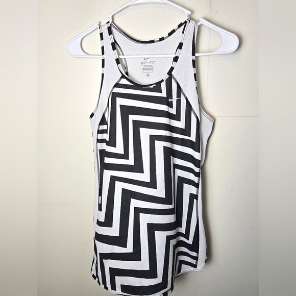 Women's Nike Dri-Fit Zenvy Running Racerback Tank, Size Small - Picture 1 of 3